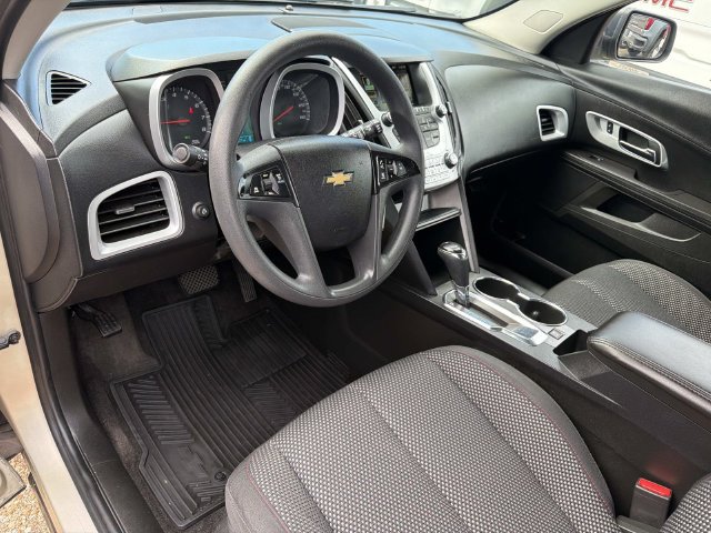 Used 2016 Chevrolet Equinox LS FWD image 22