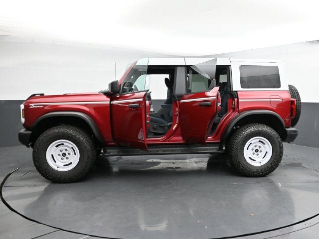 Used 2025 Ford Bronco Heritage Edition AWD/4WD image 36