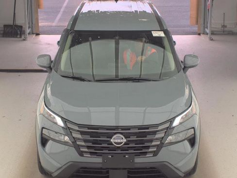 Used 2026 Nissan Rogue SV FWD image 7