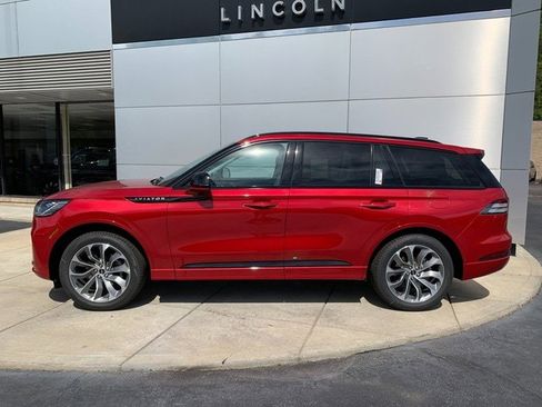 New 2026 Lincoln Aviator AWD w/ Jet Appearance Package image 9