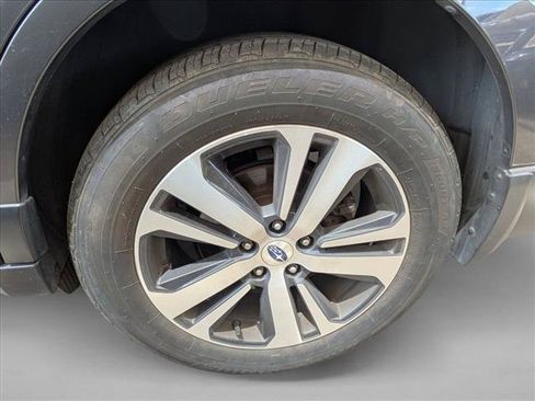 Used 2019 Subaru Outback 3.6R Limited w/ Popular Package #2 AWD/4WD image 7