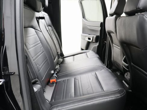 Used 2024 Ford Ranger Lariat w/ FX4 Off-Road Package image 27