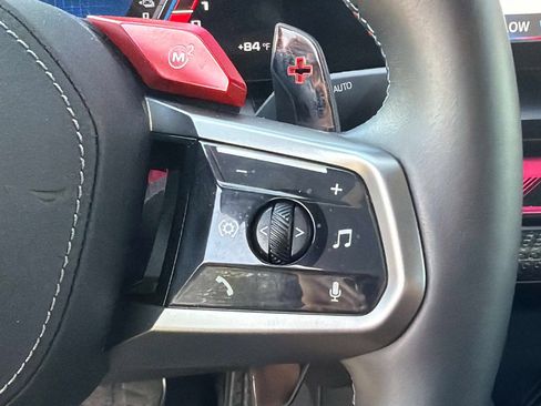 Used 2025 BMW M5 image 47