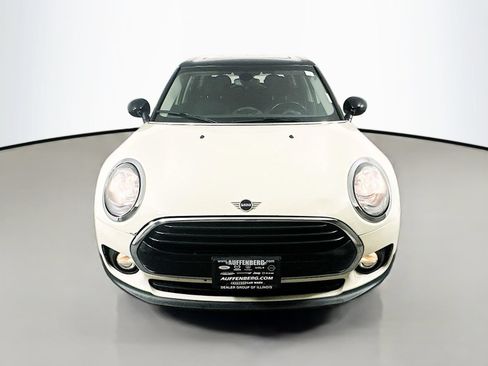 Used 2019 MINI Cooper Clubman FWD image 2