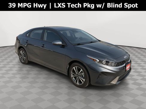 Used 2024 Kia Forte LXS w/ LXS Technology Package FWD image 1