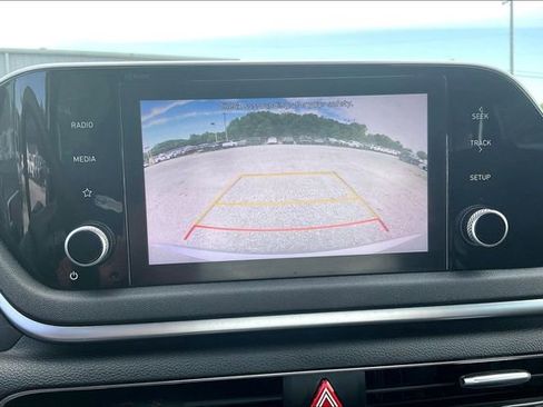 Used 2023 Hyundai Sonata SE FWD image 14