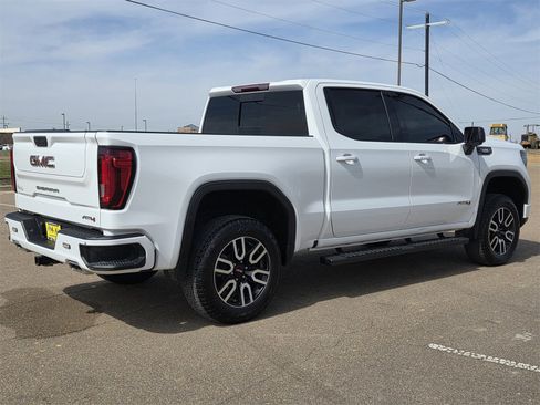 Used 2022 GMC Sierra 1500 AT4 w/ AT4 Preferred Package image 7