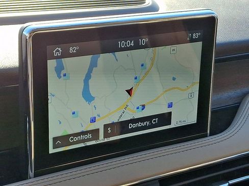 Used 2022 Lincoln Corsair Reserve w/ Equipment Group 201A image 18