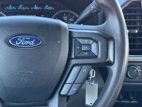 Used 2017 Ford F250 XLT w/ XLT Premium Package image 19