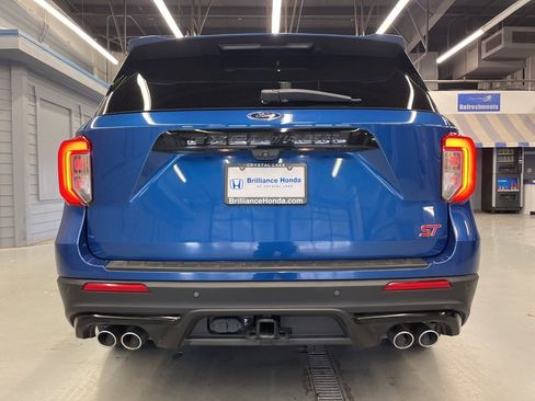 Used 2020 Ford Explorer ST w/ ST Street Pack image 6