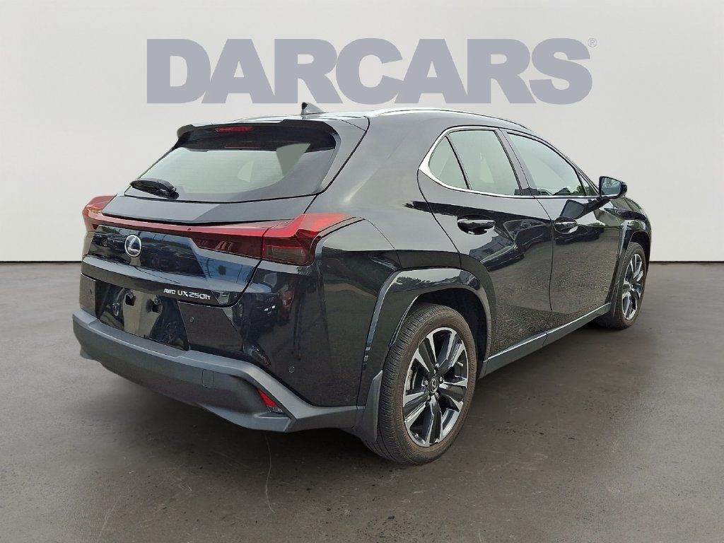 Used 2023 Lexus UX 250h AWD w/ Accessory Package (Z2) image 6