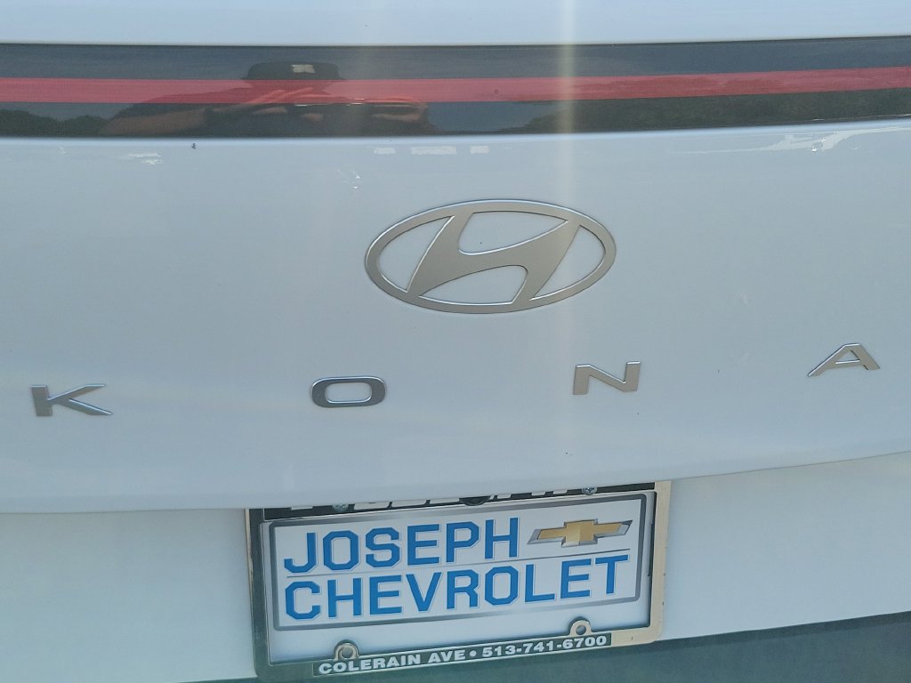 Used 2025 Hyundai Kona SEL AWD/4WD image 9