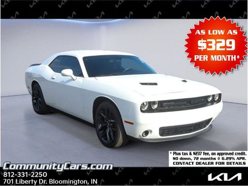 Used 2021 Dodge Challenger SXT w/ Driver Convenience Group image 1