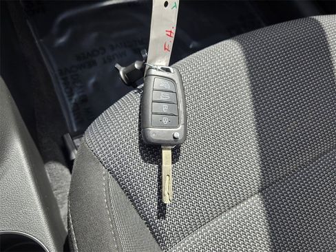 Used 2022 Hyundai Accent SEL w/ Cargo Package image 17