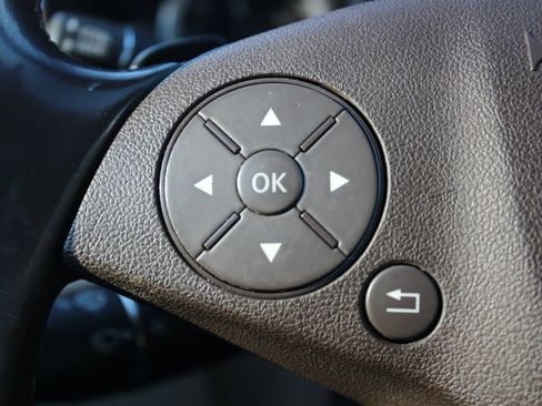 Used 2013 Mercedes-Benz E 350 4MATIC Sport Sedan image 46