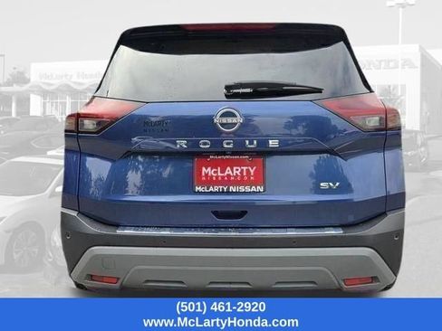 Used 2023 Nissan Rogue SV FWD image 4