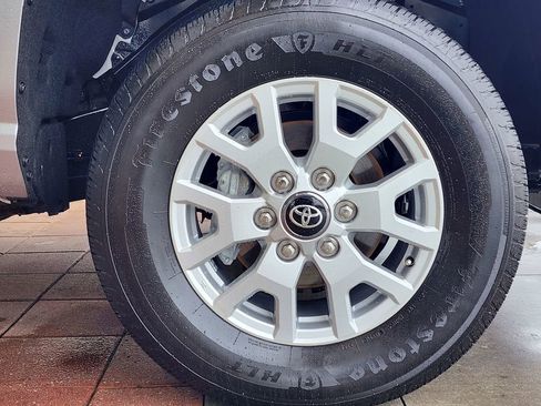 Used 2026 Toyota Tacoma SR image 4