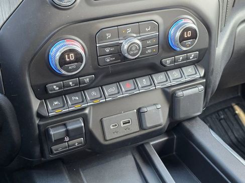 Used 2020 GMC Sierra 1500 Denali w/ Denali Ultimate Package image 30