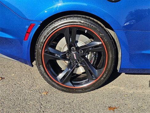 Used 2022 Chevrolet Camaro SS image 9