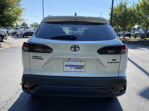 Used 2026 Toyota Corolla Cross AWD Hybrid image 8