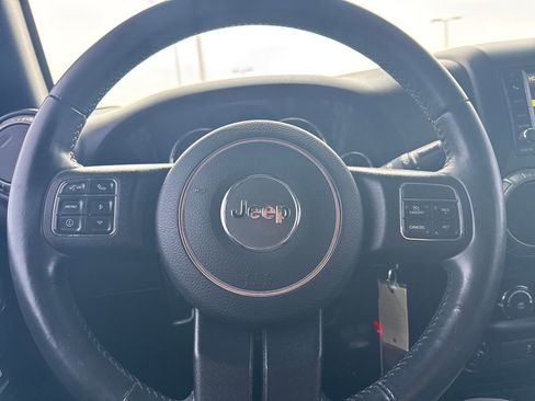 Used 2015 Jeep Wrangler Unlimited Sport image 16