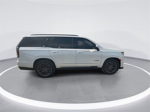 Used 2023 Cadillac Escalade V w/ Heavy-Duty Trailer Package image 9