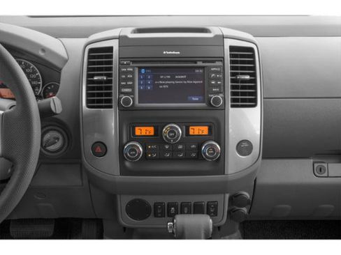 Used 2015 Nissan Frontier SL AWD/4WD image 13