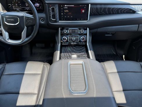 Used 2023 GMC Yukon Denali w/ Denali Reserve Package AWD/4WD image 25