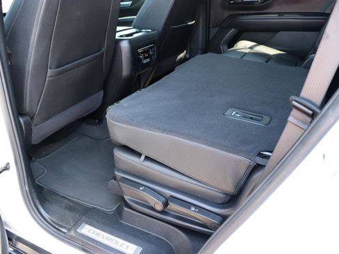 Used 2025 Chevrolet Tahoe LT AWD/4WD image 28