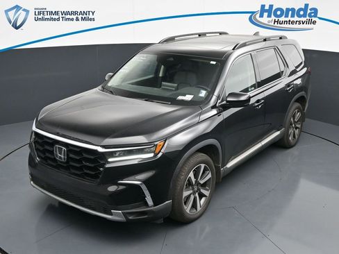 Used 2024 Honda Pilot Touring image 22