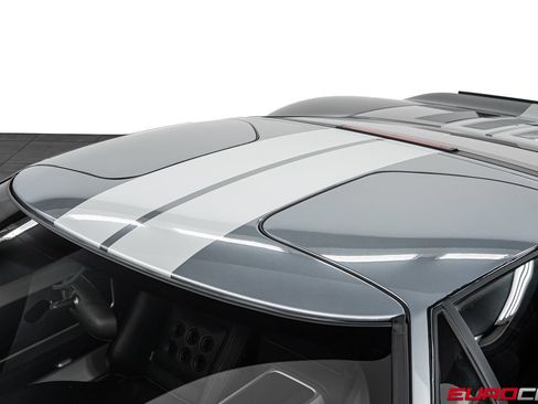 Used 2006 Ford GT RWD image 16
