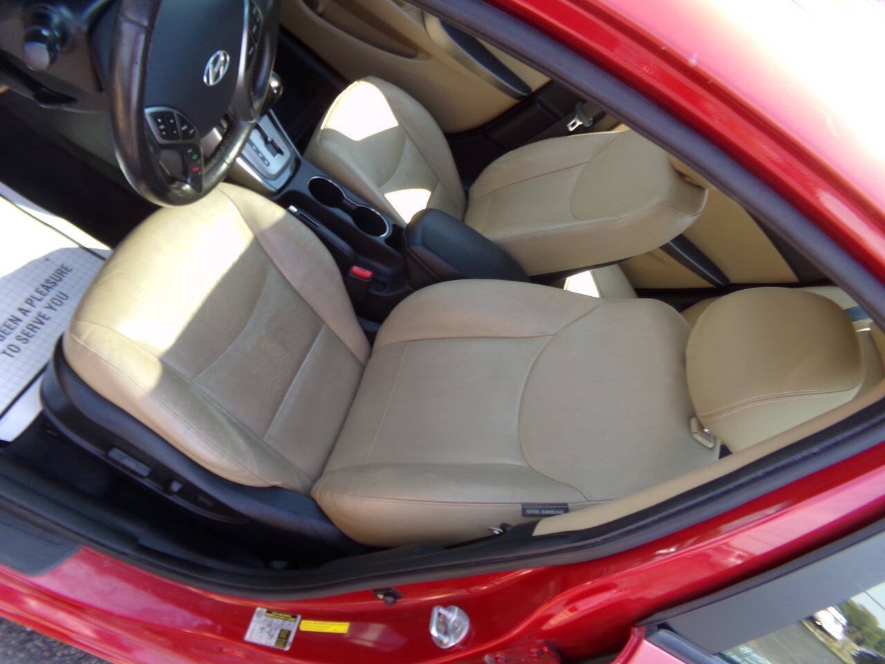 Used 2013 Hyundai Elantra Limited FWD image 11