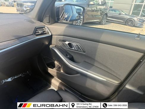 Used 2021 BMW 330i Sedan RWD image 39