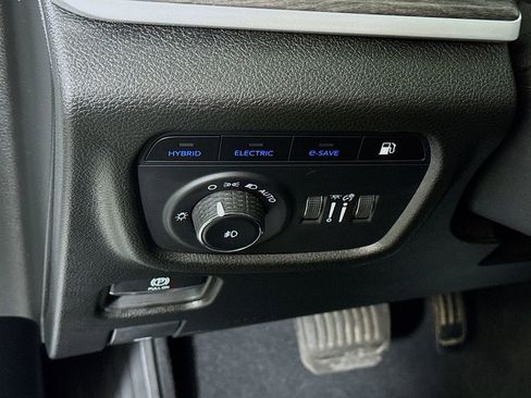 Used 2023 Jeep Grand Cherokee 4WD 4xe image 22