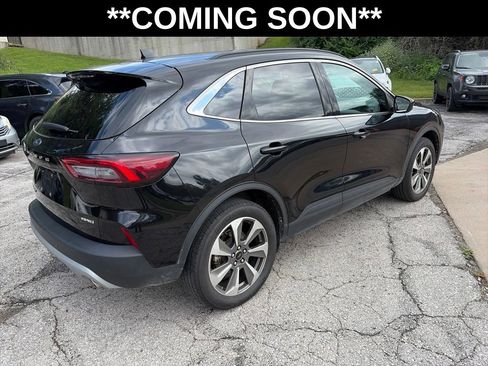 Used 2025 Ford Escape Platinum AWD/4WD image 5