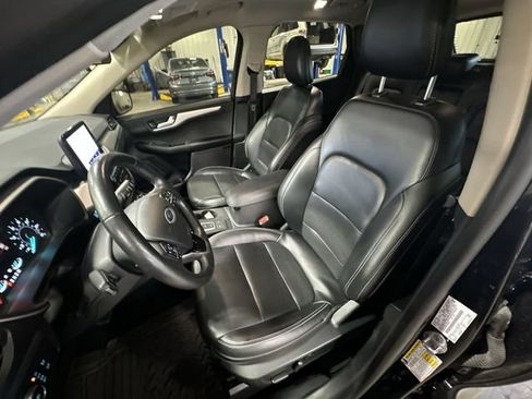 Used 2020 Ford Escape SEL AWD/4WD image 17