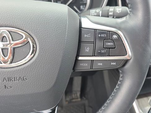 Used 2020 Toyota Highlander Platinum image 15