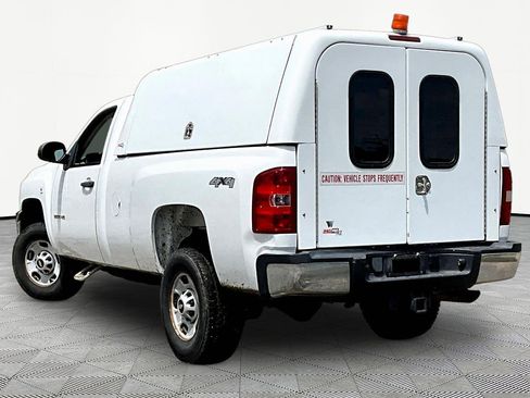 Used 2013 Chevrolet Silverado 2500 W/T AWD/4WD image 4