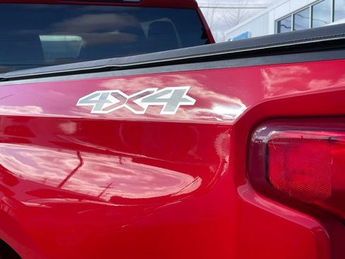 Used 2020 Chevrolet Silverado 1500 Custom w/ Custom Value Package image 35