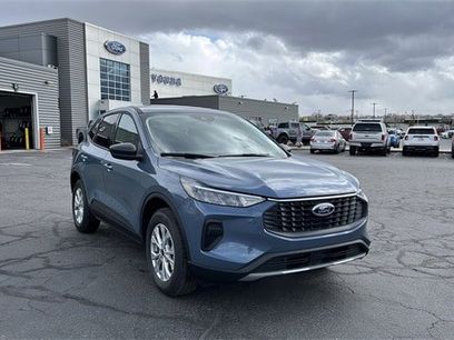 New 2025 Ford Escape Active w/ Cold Weather Package
