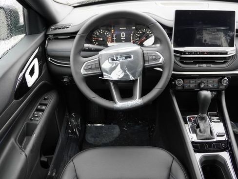 New 2026 Jeep Compass Altitude image 12