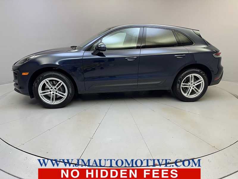Used 2023 Porsche Macan AWD/4WD image 2