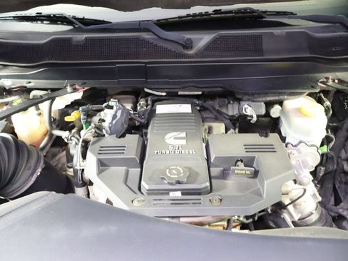 Used 2019 RAM 2500 Limited AWD/4WD image 25