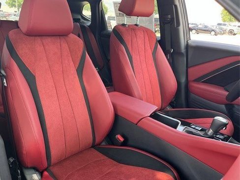 Certified 2025 Acura ADX A-Spec image 30