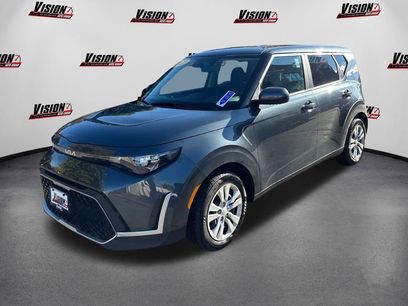 Used 2023 Kia Soul LX