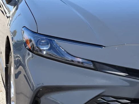 Used 2025 Toyota Camry LE w/ Convenience Package FWD image 5
