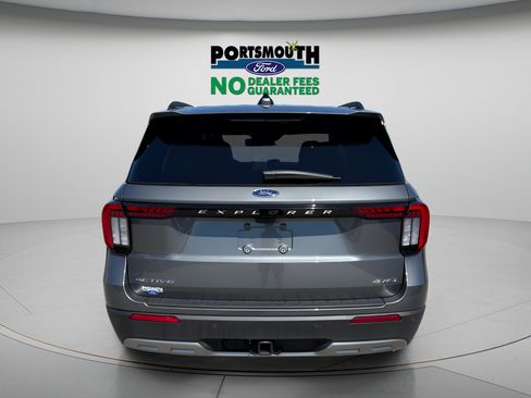 Used 2026 Ford Explorer Active w/ Active Comfort Package AWD/4WD image 16