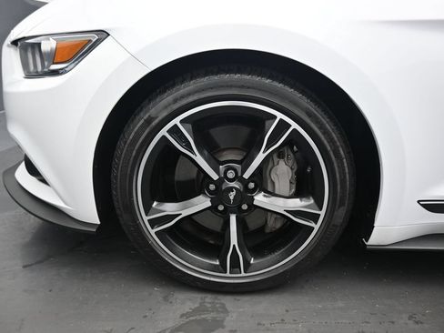 Used 2016 Ford Mustang GT Premium w/ Equipment Group 401A RWD image 47
