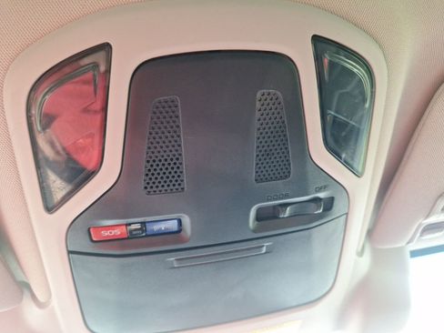 Used 2022 Subaru Outback Premium image 29