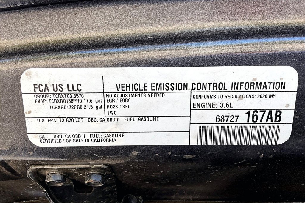 Used 2026 Jeep Wrangler Unlimited Sahara AWD/4WD image 32